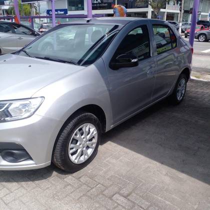 RENAULT LOGAN 1.0 12V SCE FLEX ZEN MANUAL RENAULT LOGAN 1.0 12V SCE FLEX ZEN MANUAL